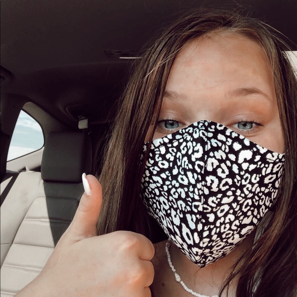 Meet your Posher, Emma - Picture 2 of 2